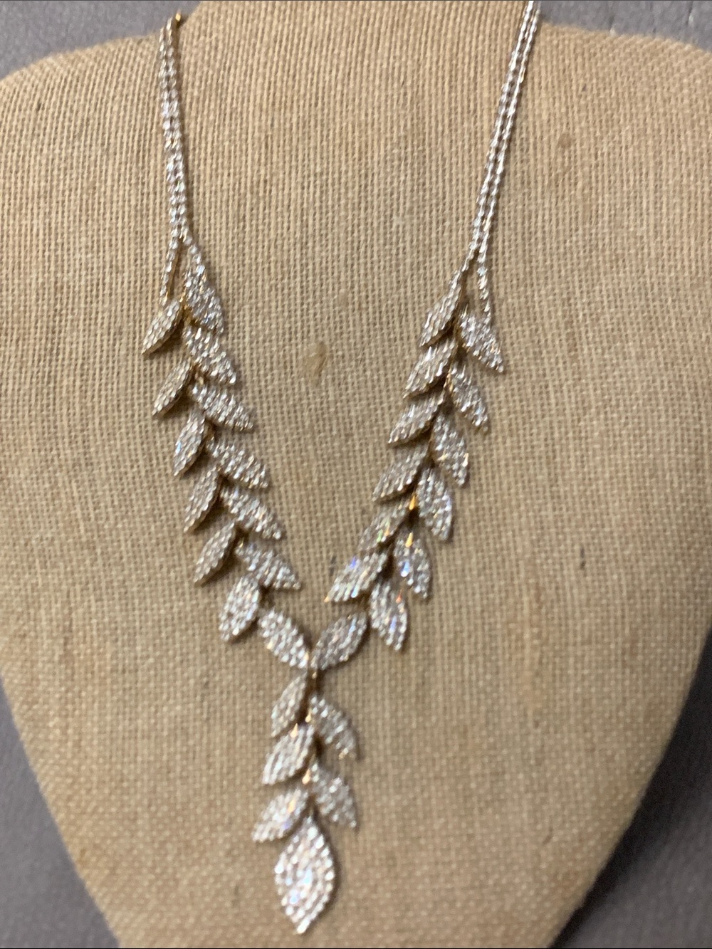 Elegant Crystal Leaf Drop Necklace in Gold